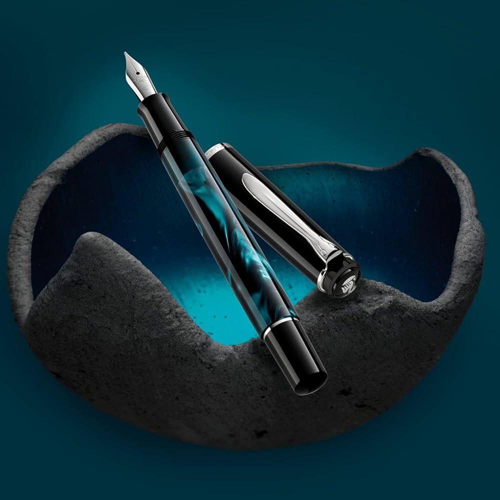 Pelikan ペリカン 万年筆 特別生産品 ぺトロールマーブル M205 Amazon | Pelikan ペリカン 万年筆 EF 極細字 デモンストレー